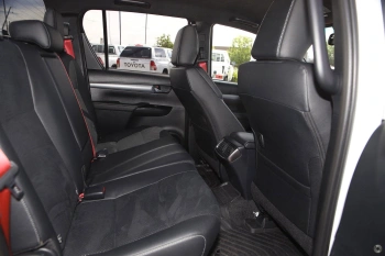 2025 New Toyota Hilux