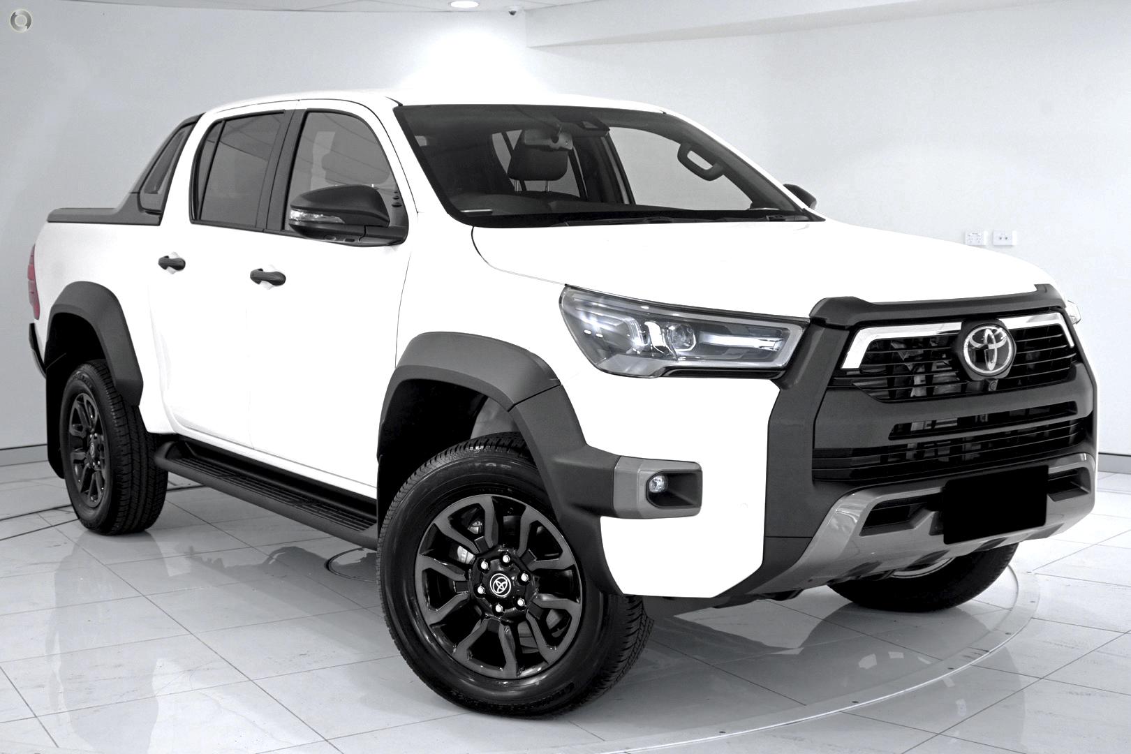 2025 New Toyota Hilux