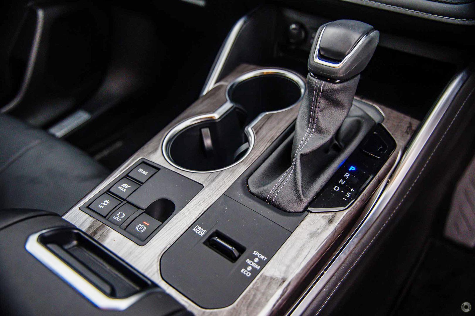 2025 New Toyota Kluger