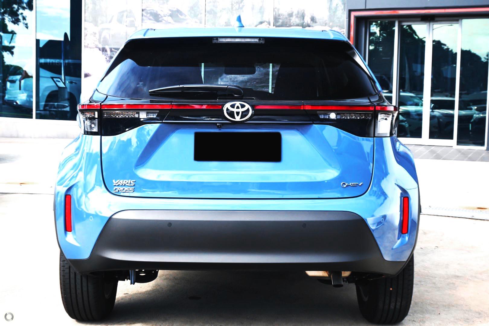 2025 New Toyota Yaris Cross