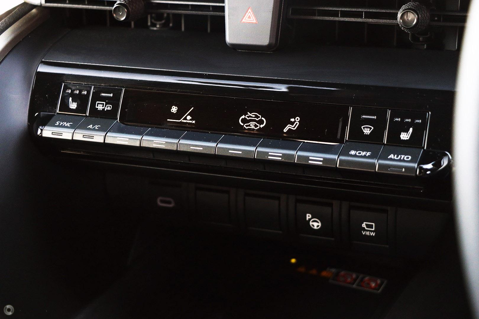 2025 New Toyota C-HR