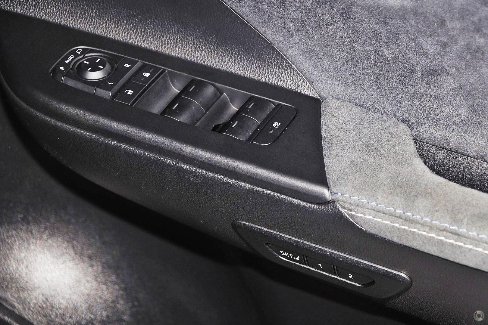 2025 New Toyota C-HR