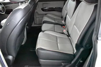 2020 Used Kia Carnival