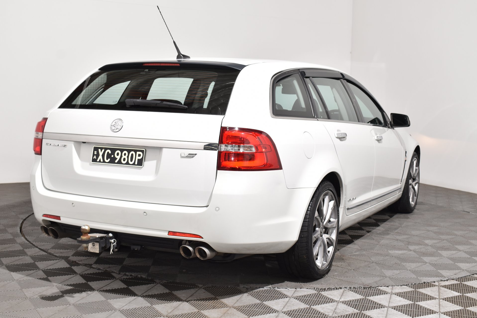 2017 Used Holden Calais