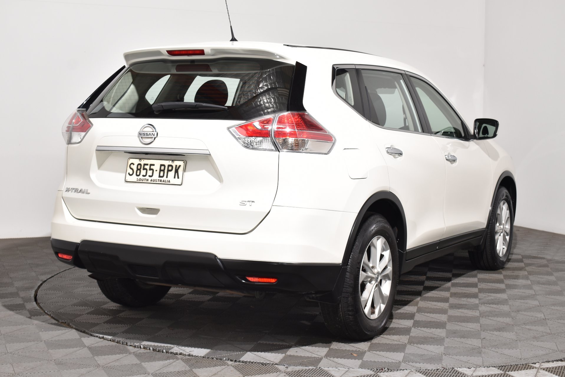 2016 Used Nissan X-TRAIL