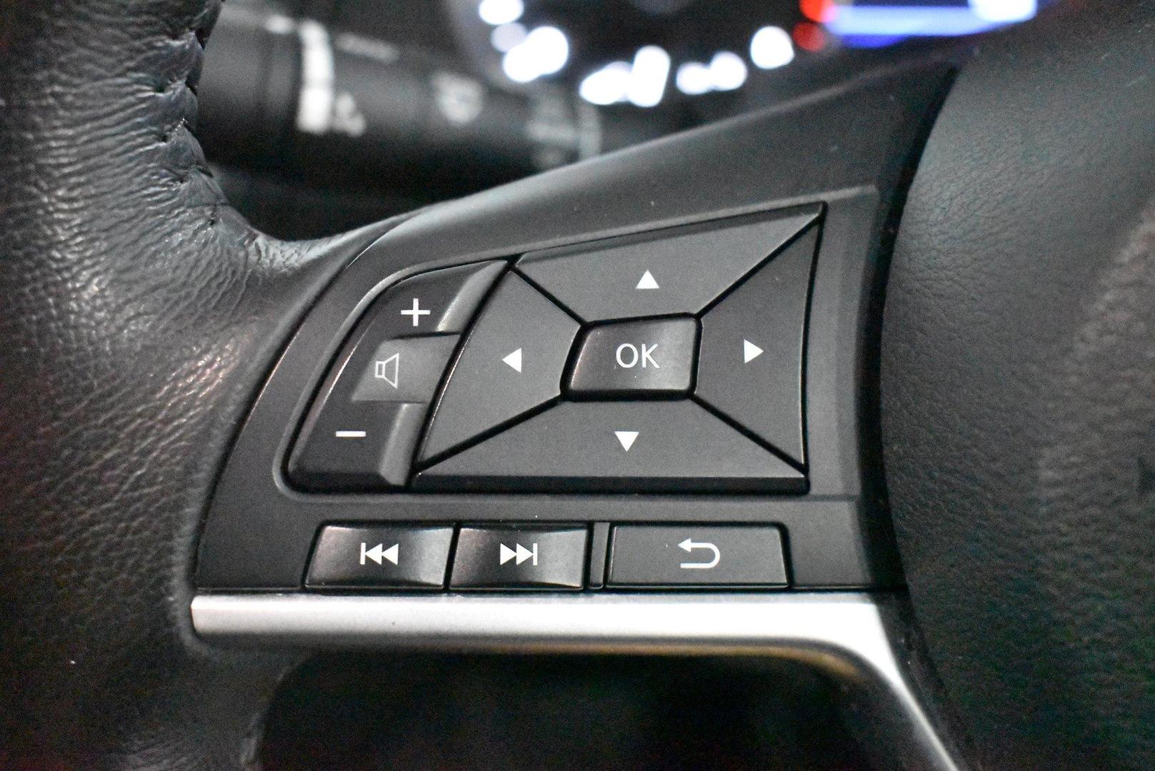 2021 Used Nissan Navara