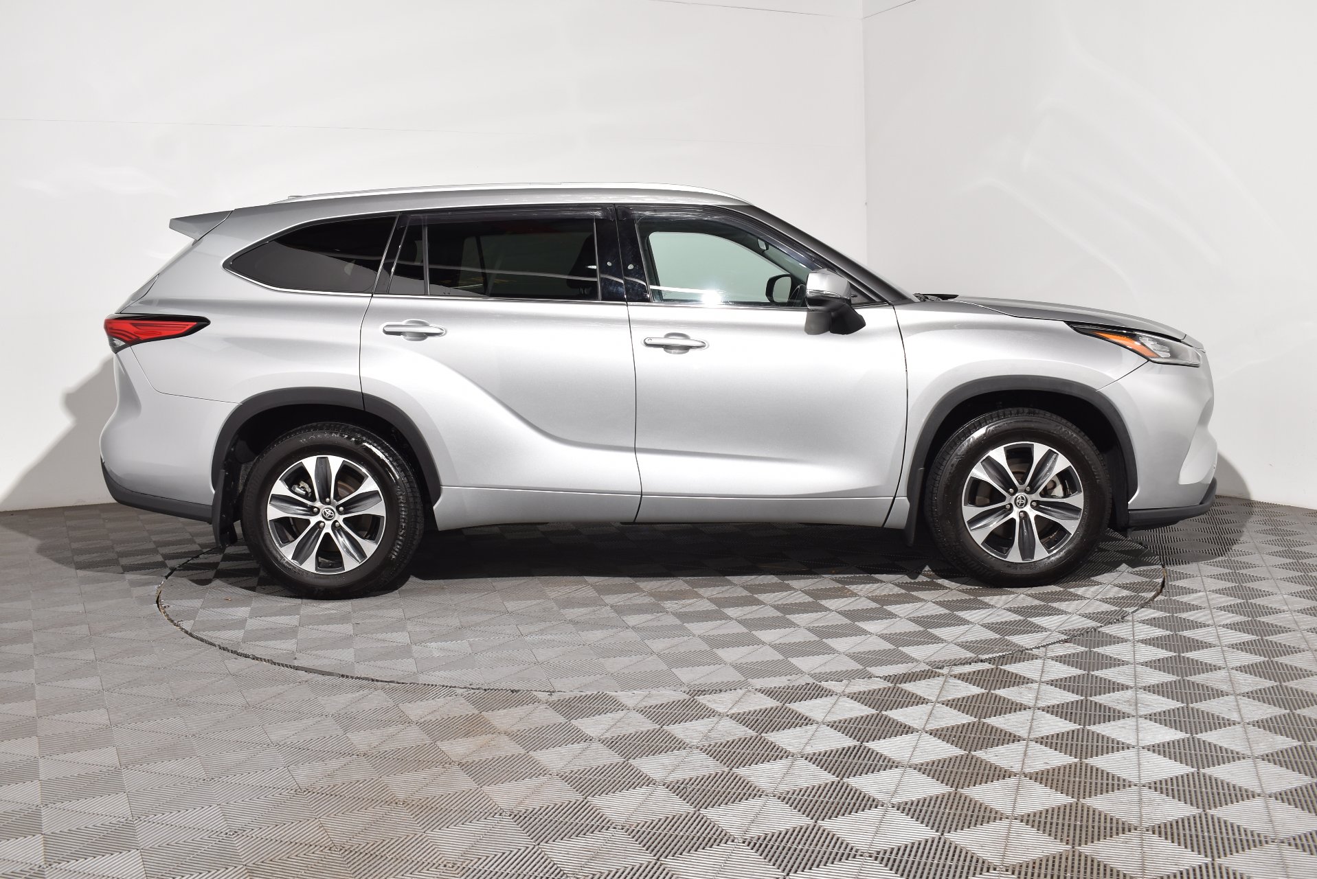 2021 Used Toyota Kluger