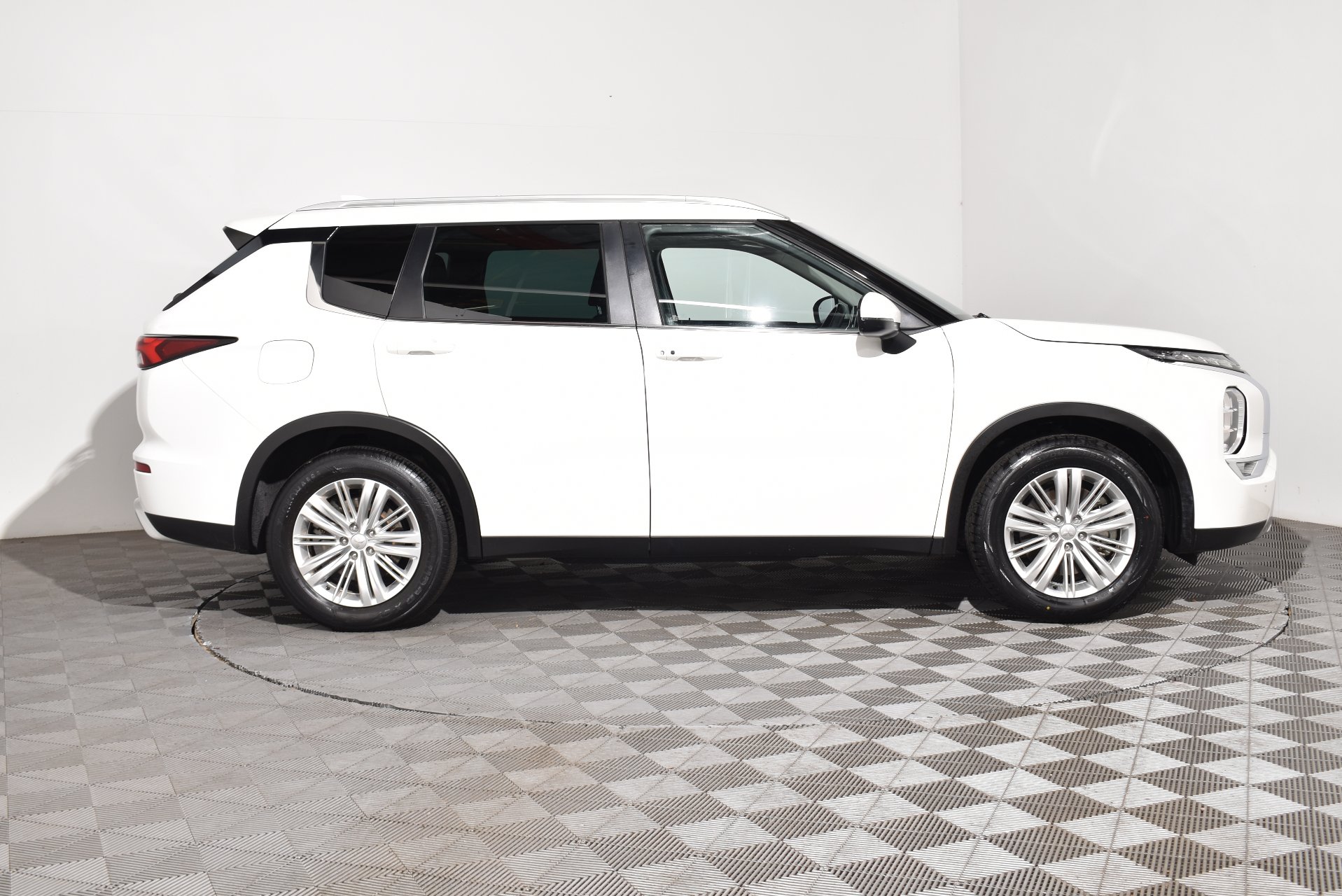 2022 Used Mitsubishi Outlander