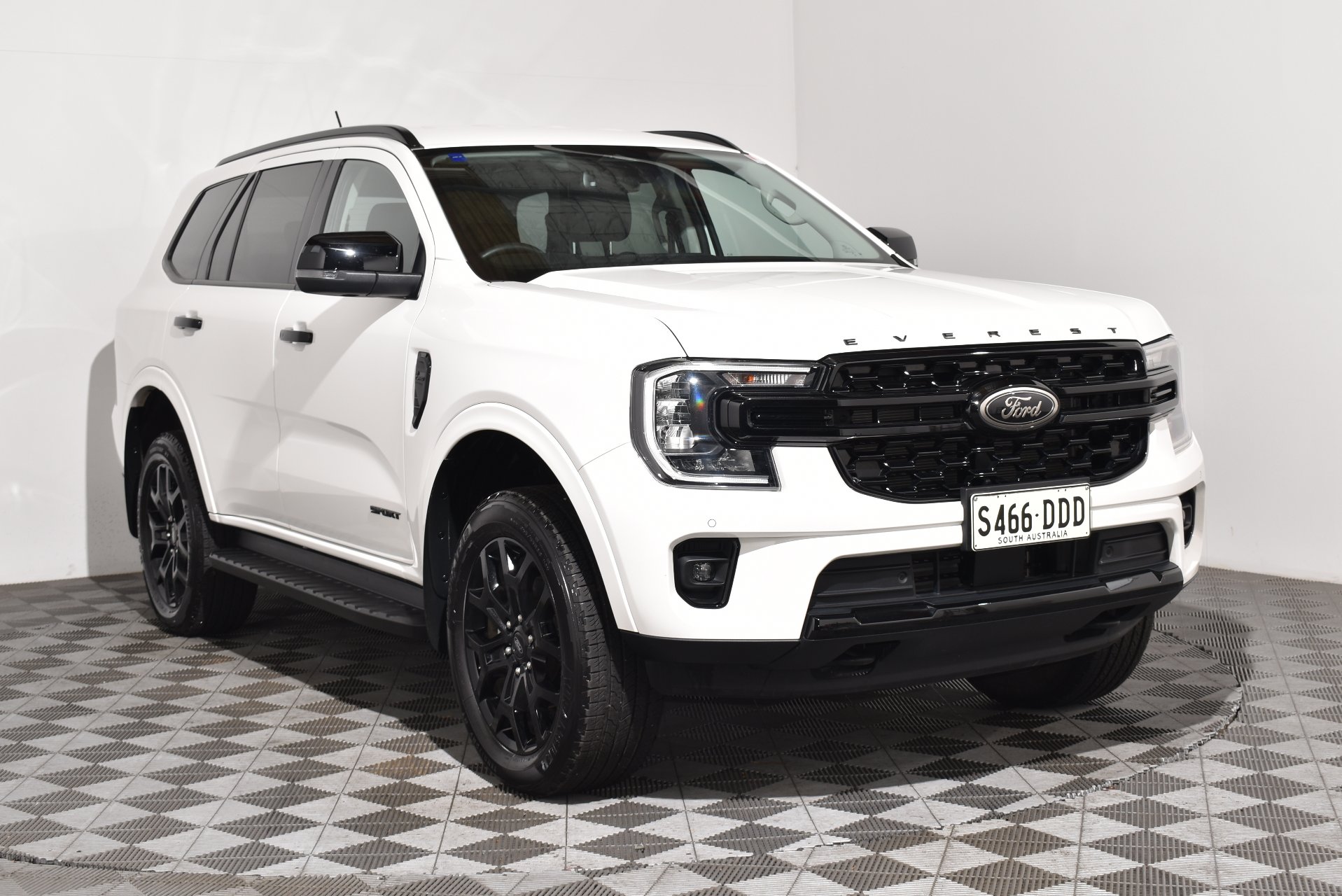 2024 Used Ford Everest