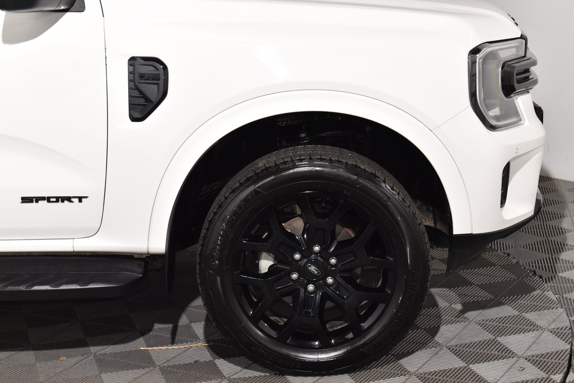 2024 Used Ford Everest