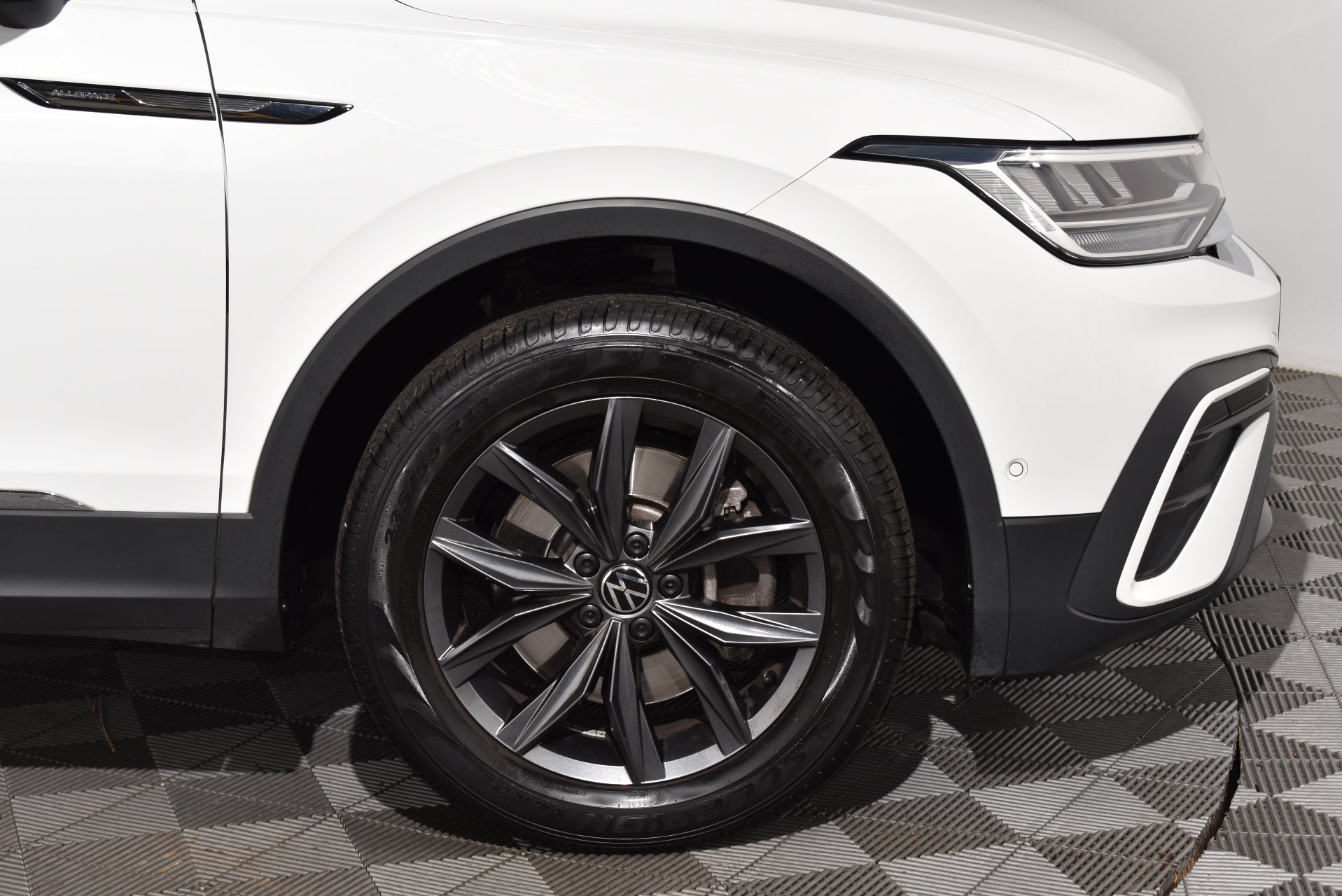 2023 Used Volkswagen Tiguan