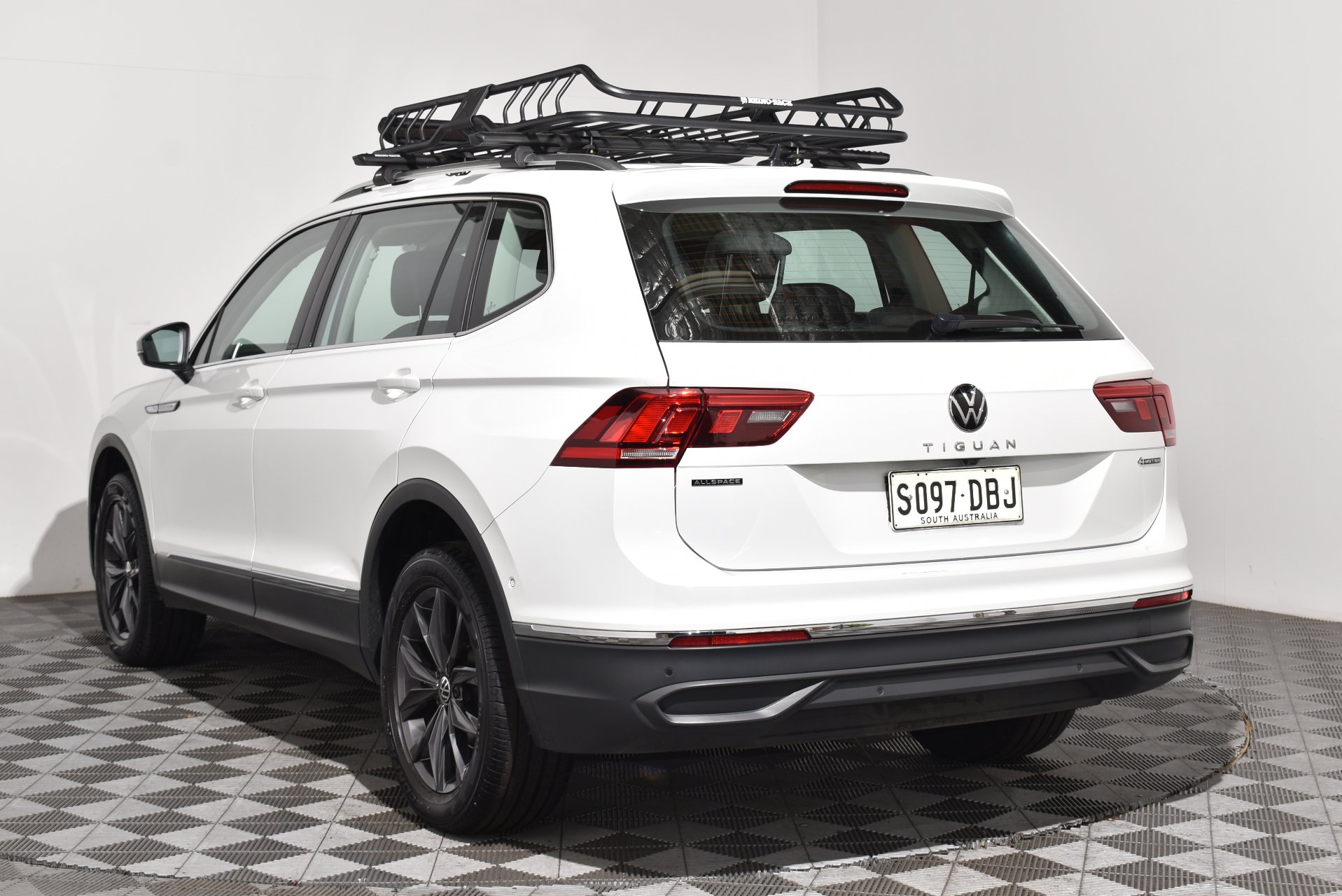 2023 Used Volkswagen Tiguan
