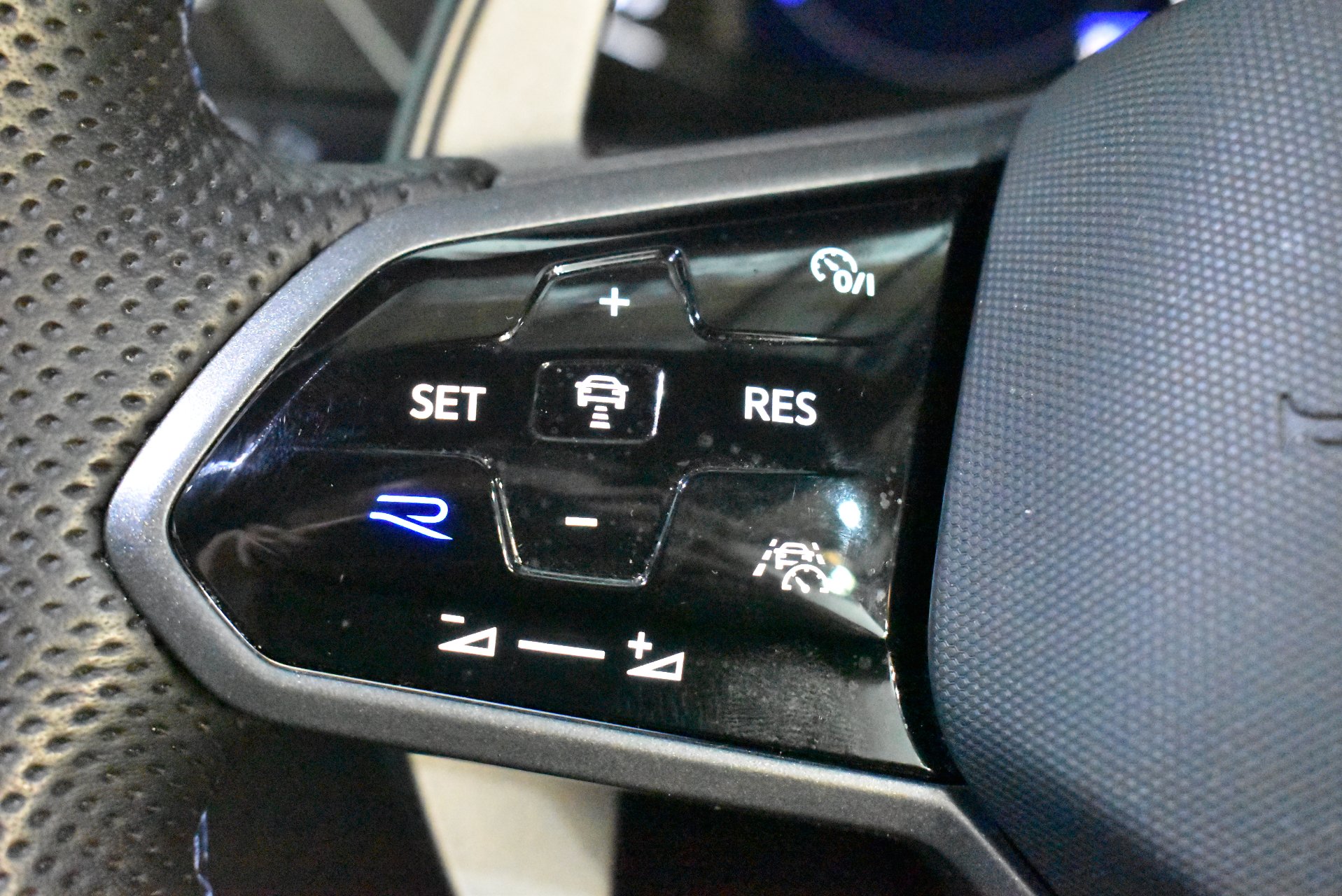 2023 Used Volkswagen Tiguan