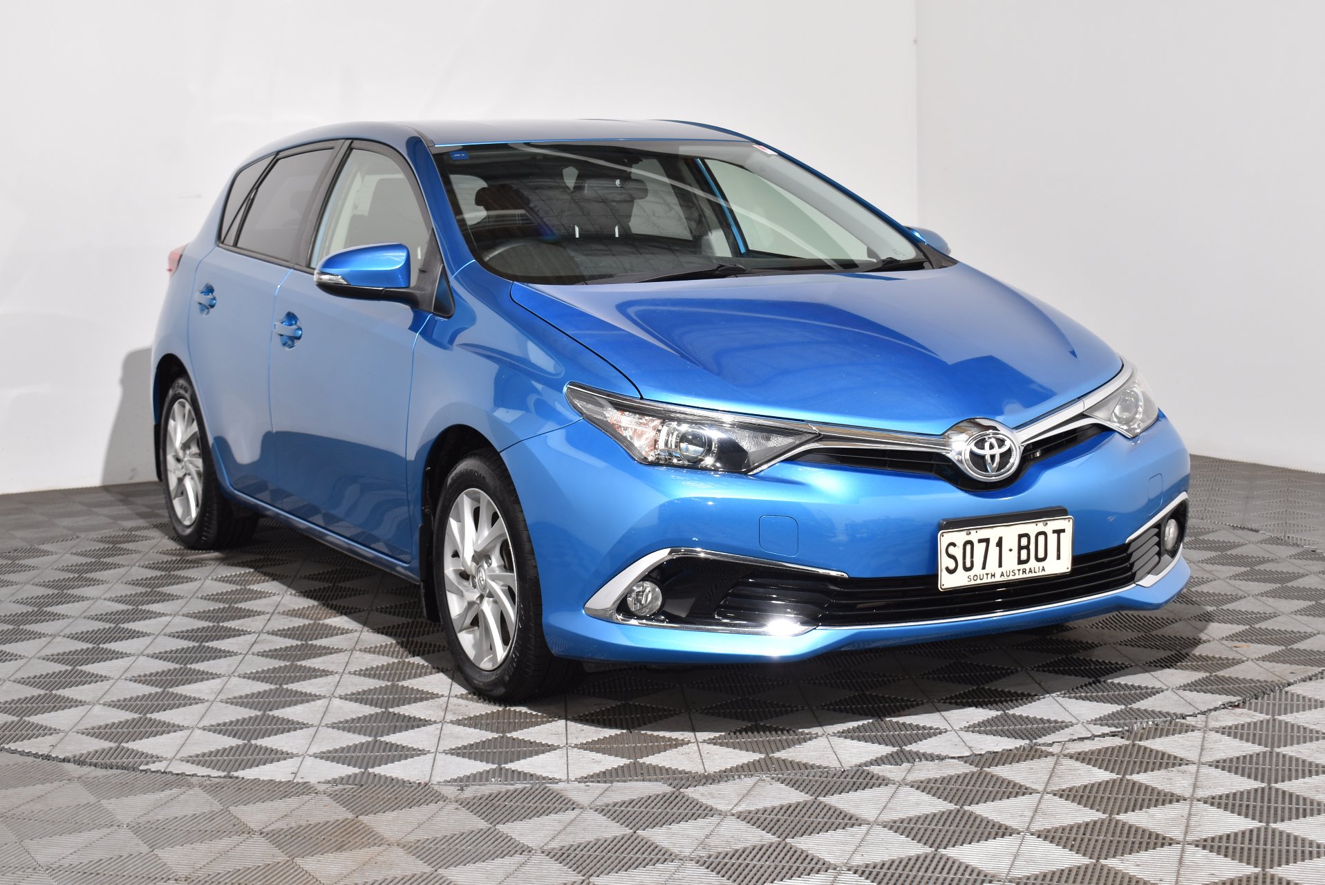 2017 Used Toyota Corolla