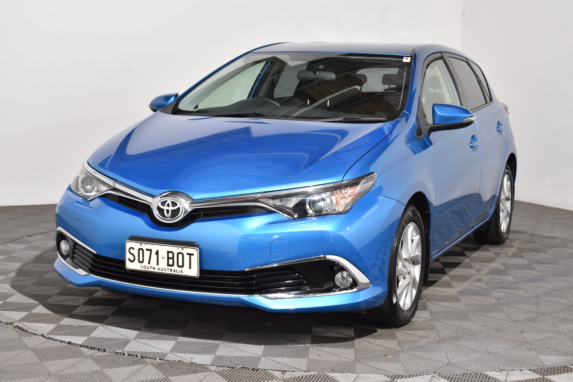 2017 Used Toyota Corolla