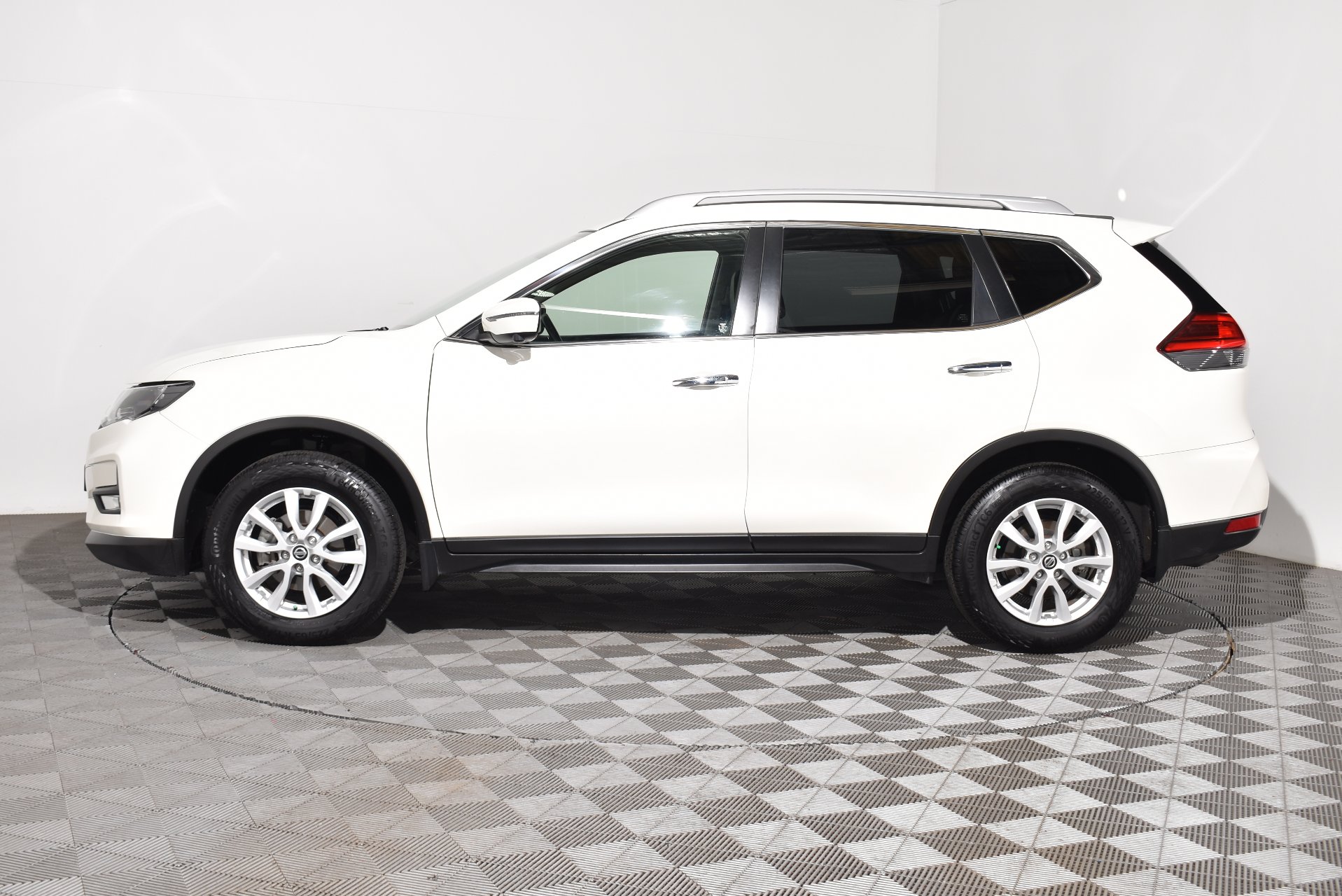 2018 Used Nissan X-TRAIL