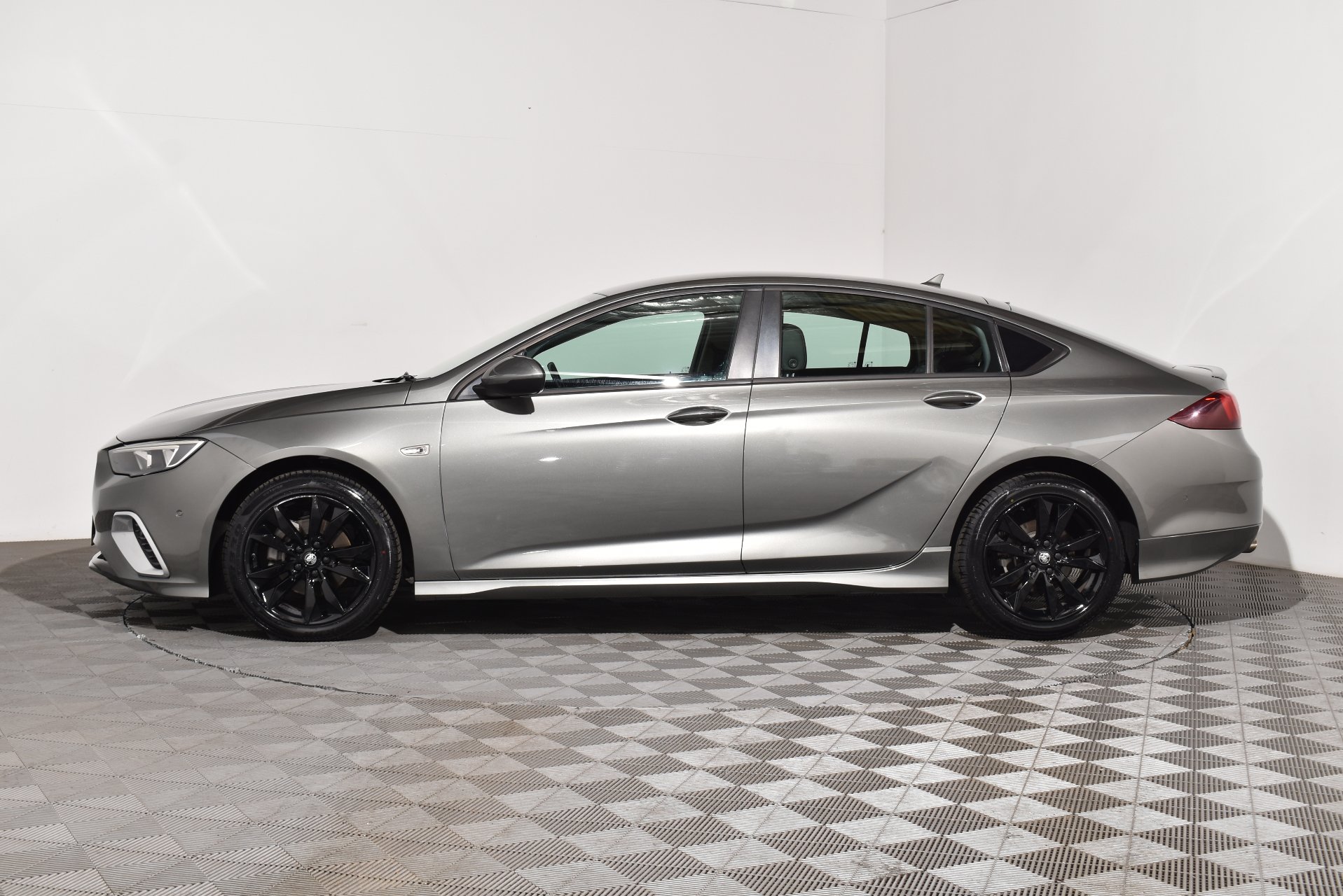 2018 Used Holden Commodore