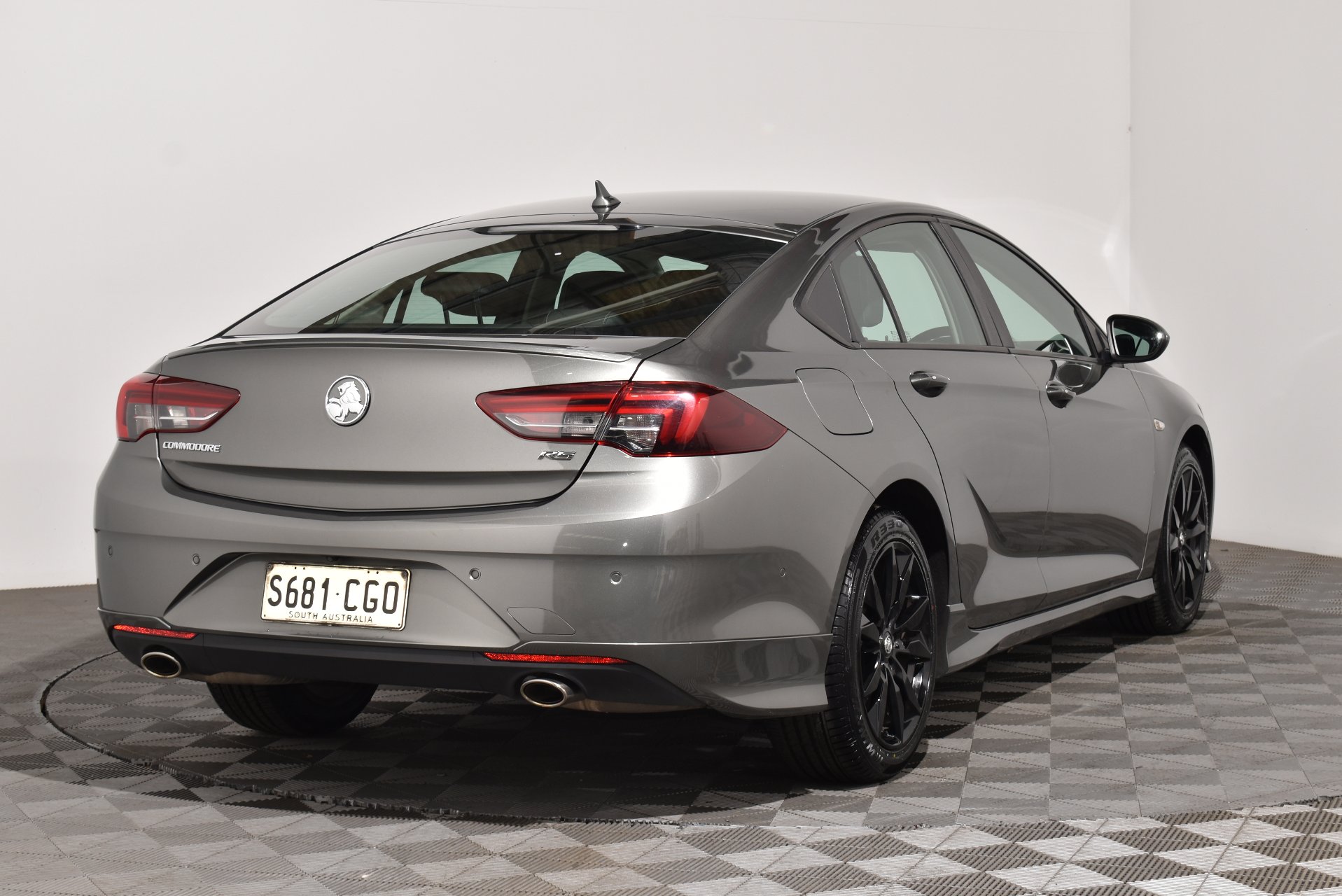 2018 Used Holden Commodore