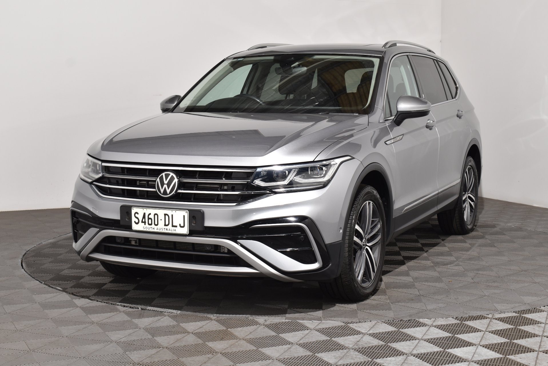 2023 Used Volkswagen Tiguan