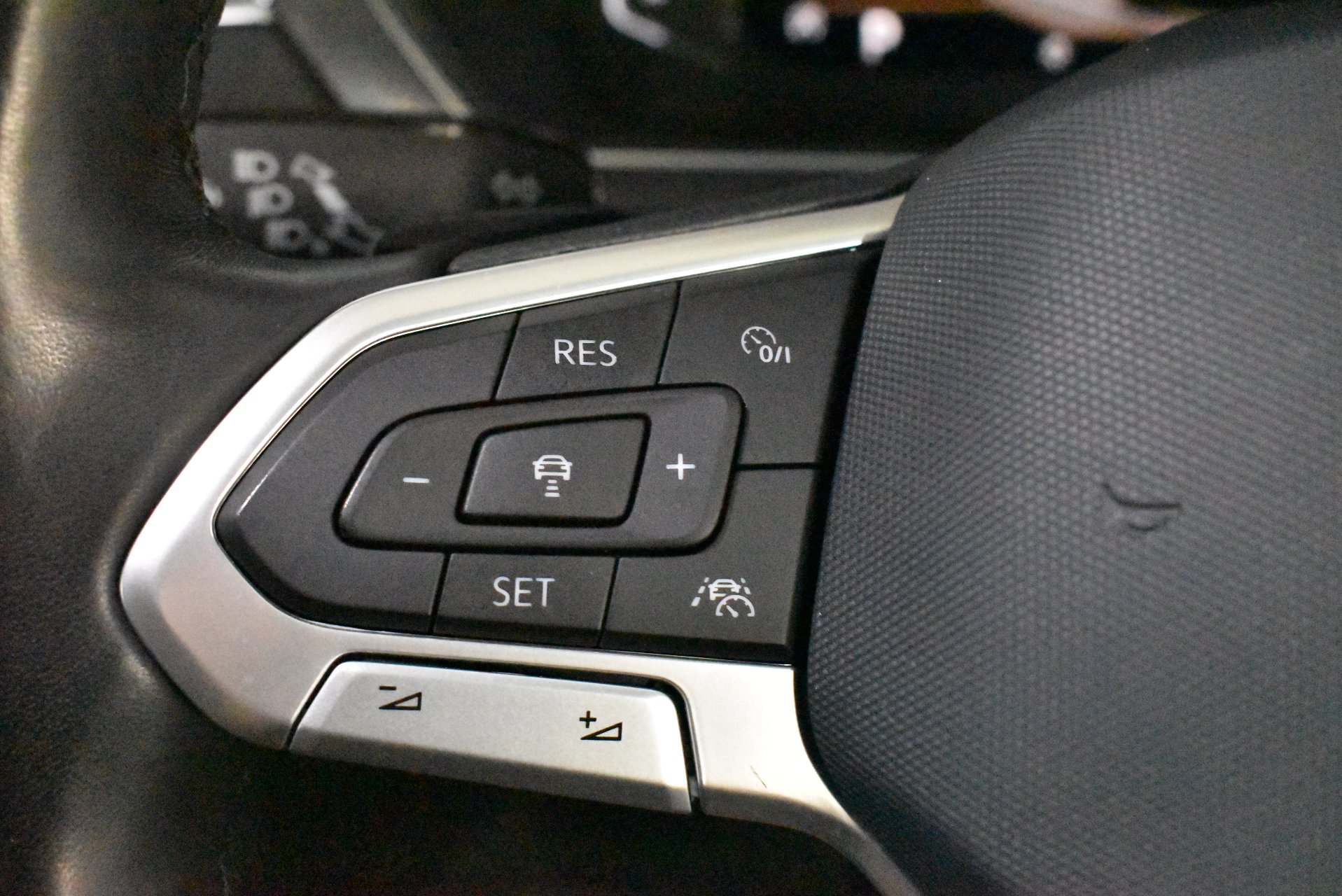 2023 Used Volkswagen Tiguan
