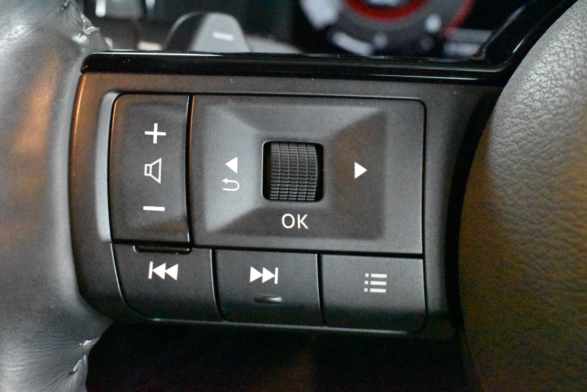 2022 Used Nissan Pathfinder