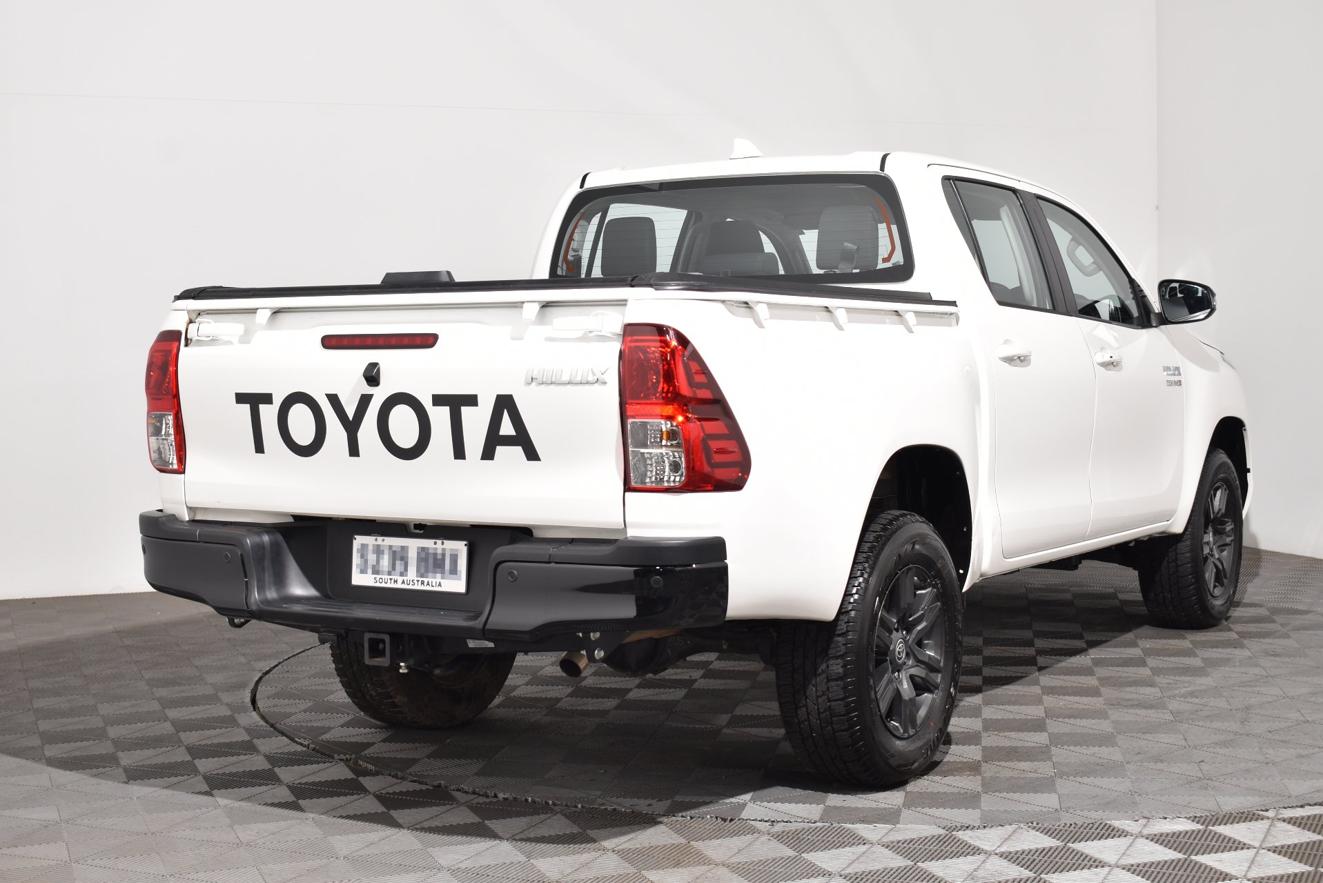 2025 Used Toyota Hilux