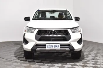 2025 Used Toyota Hilux
