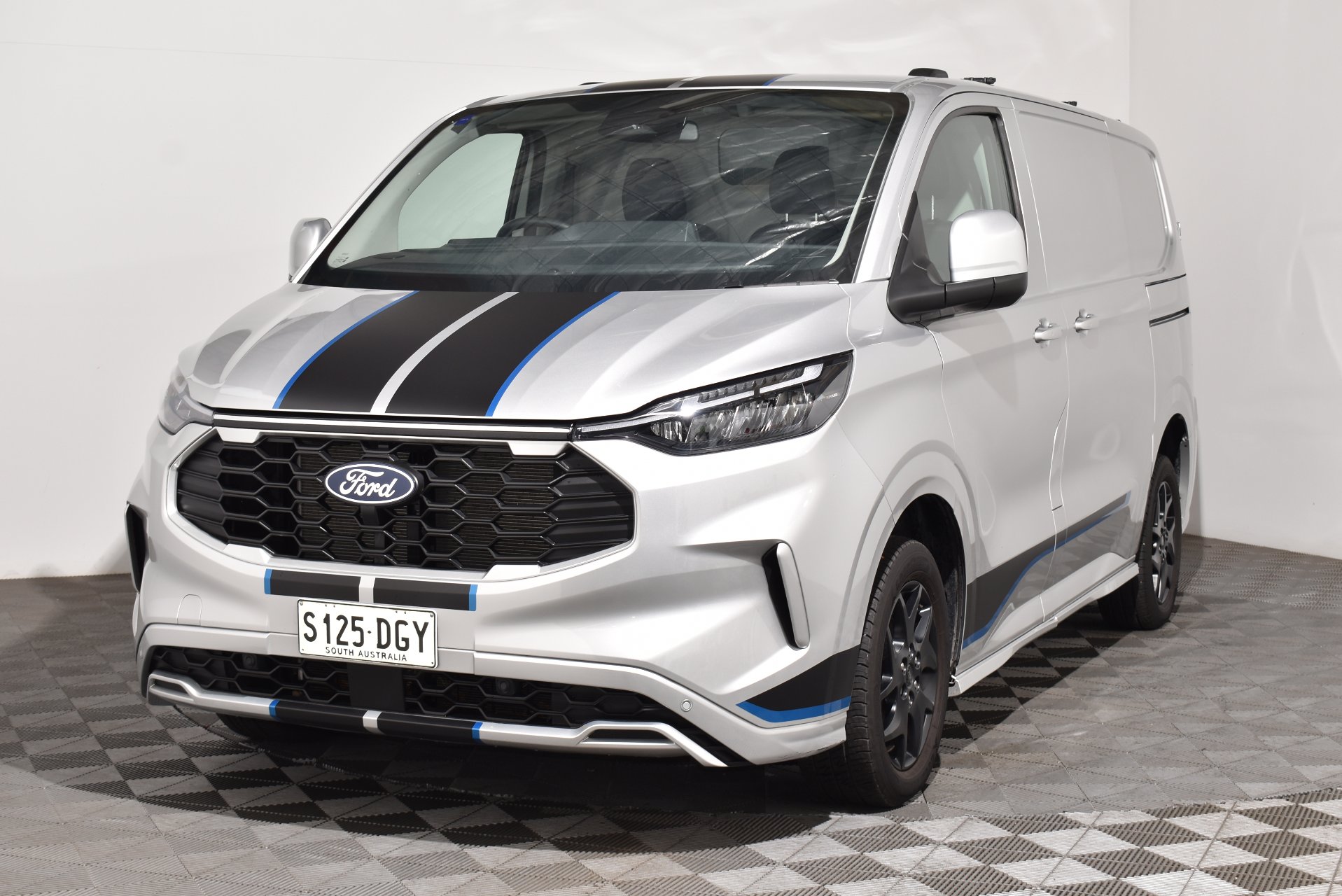 2024 Used Ford Transit Custom