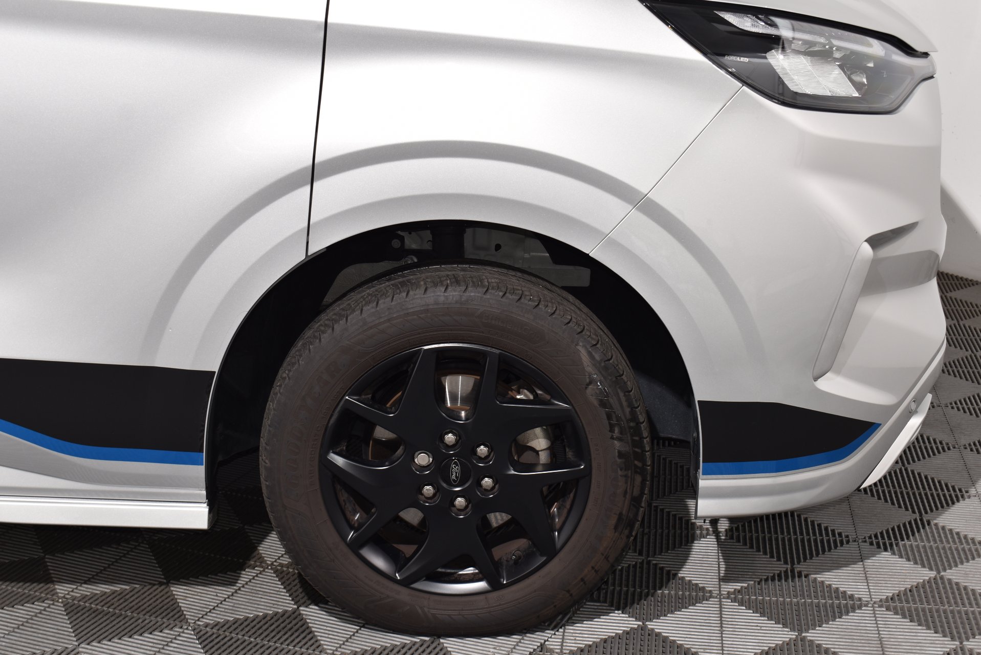 2024 Used Ford Transit Custom