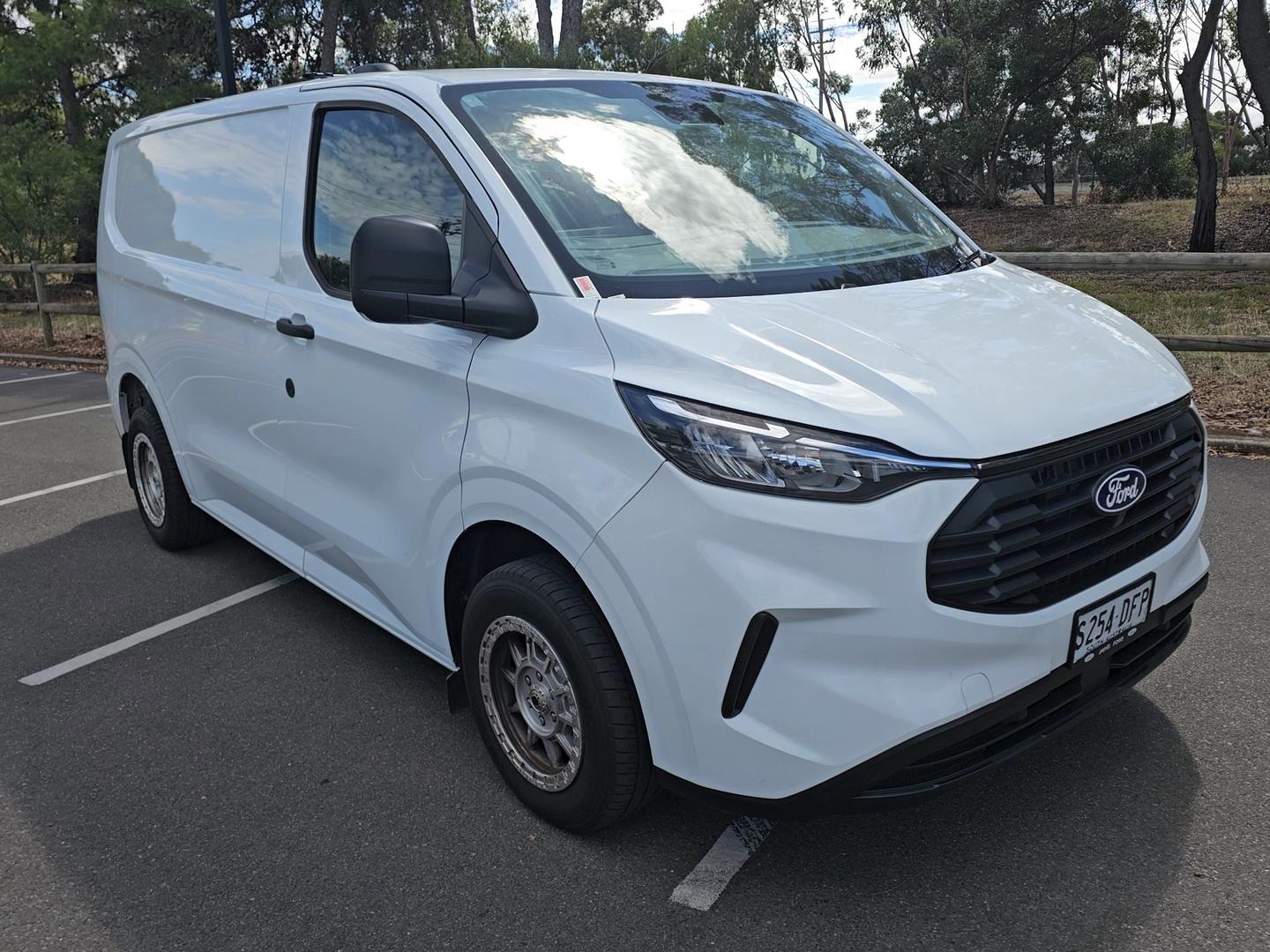 2024 Used Ford Transit Custom
