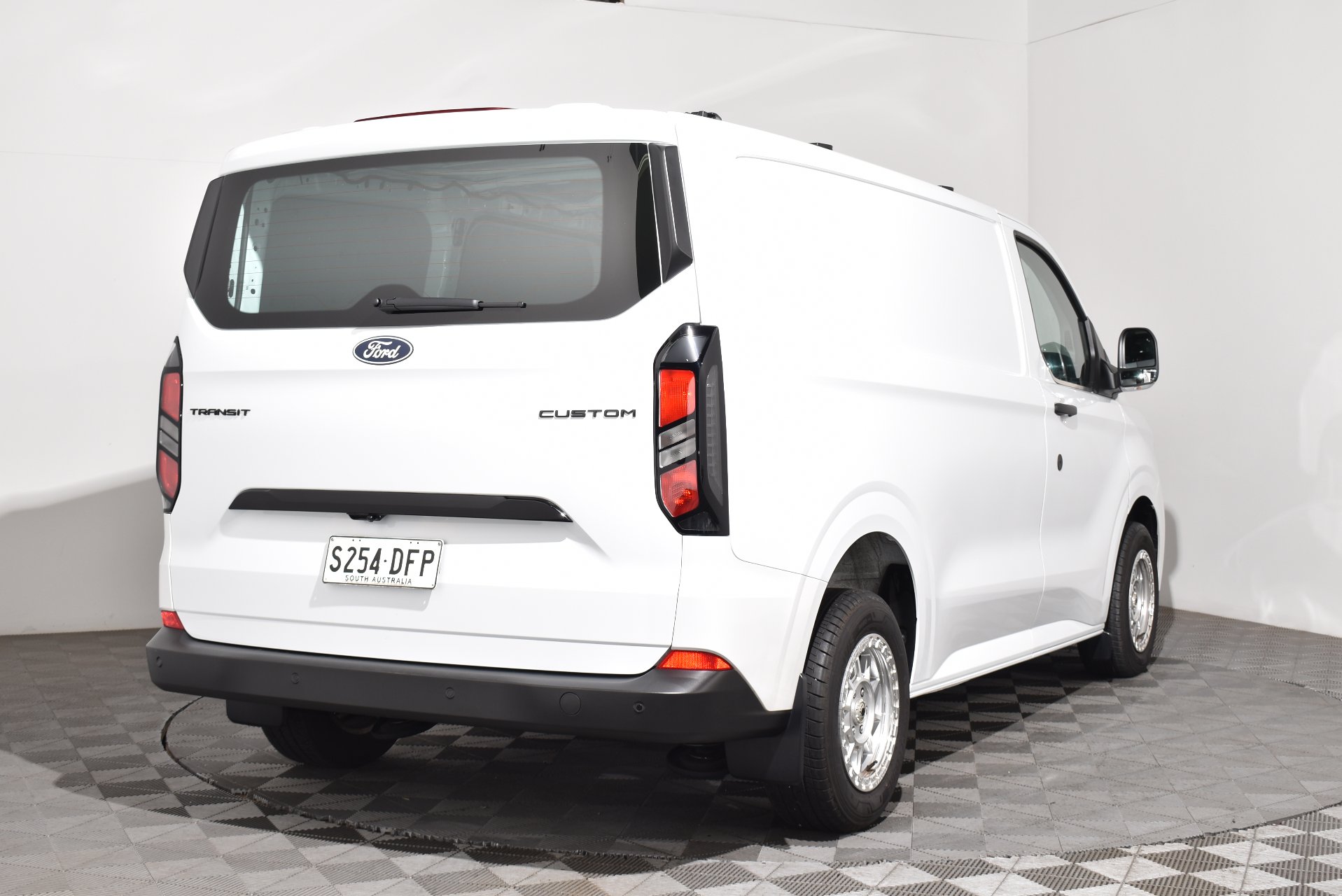 2024 Used Ford Transit Custom