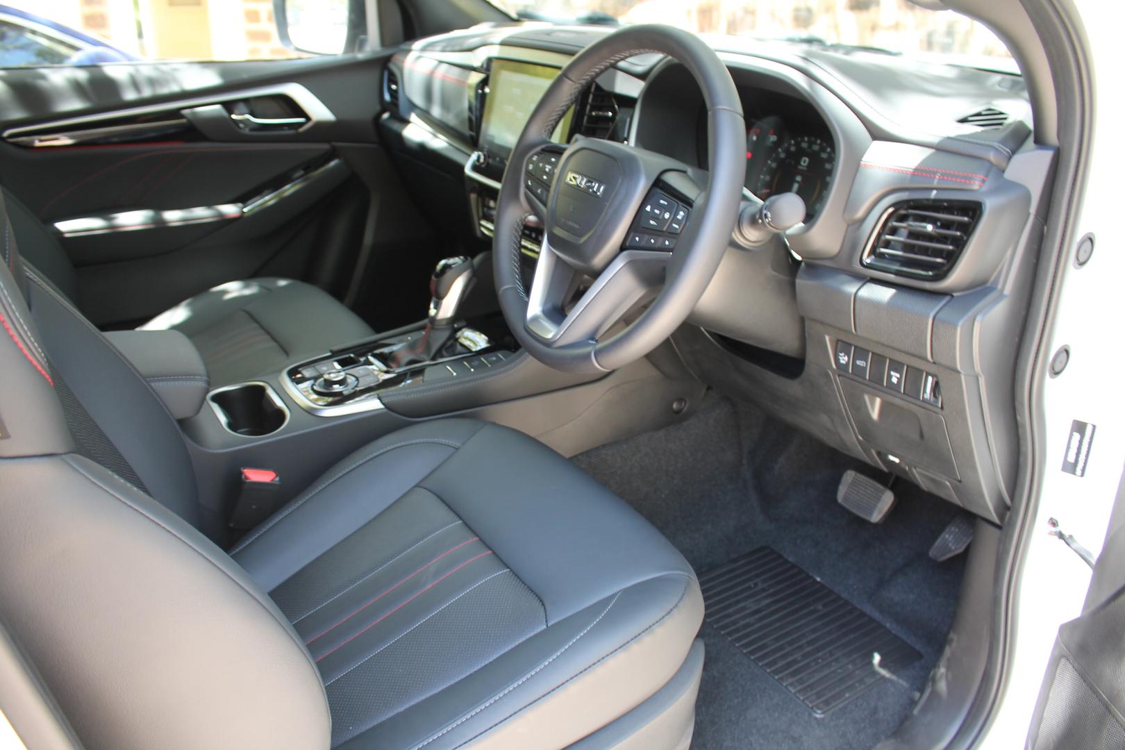 2025 Demo Isuzu MU-X