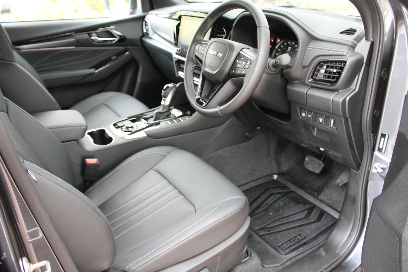 2025 Demo Isuzu MU-X