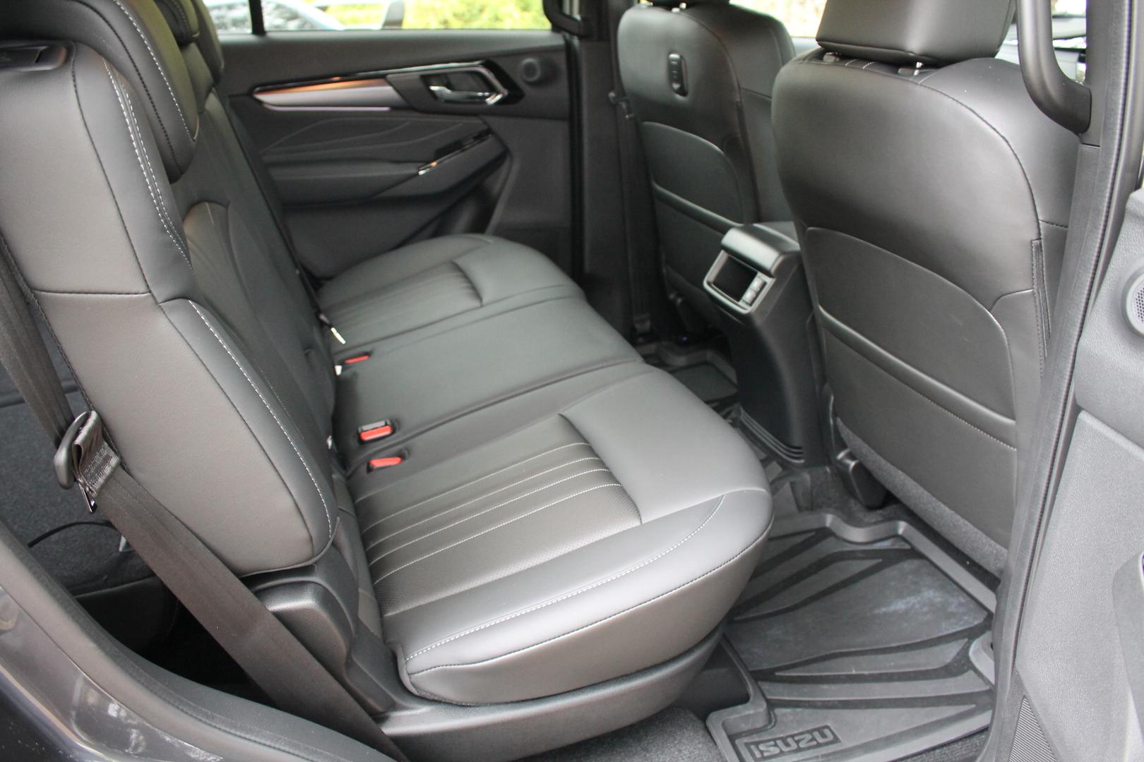 2025 Demo Isuzu MU-X