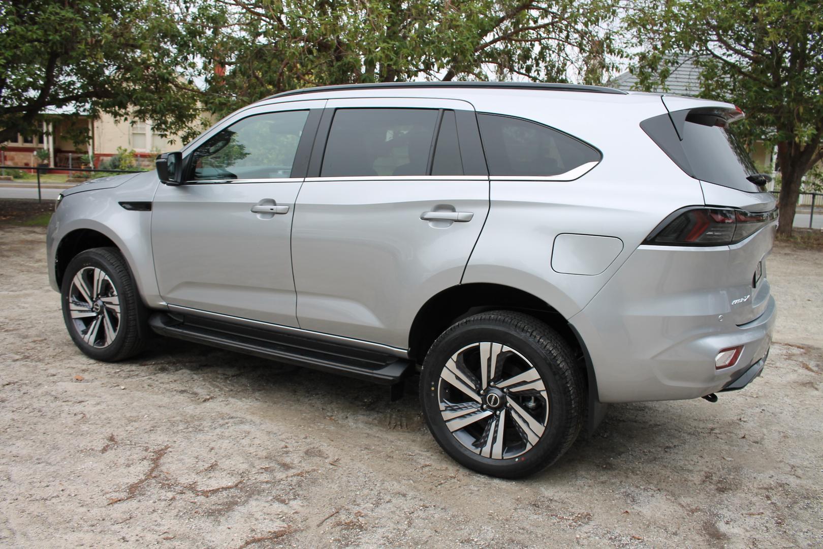 2025 Demo Isuzu MU-X