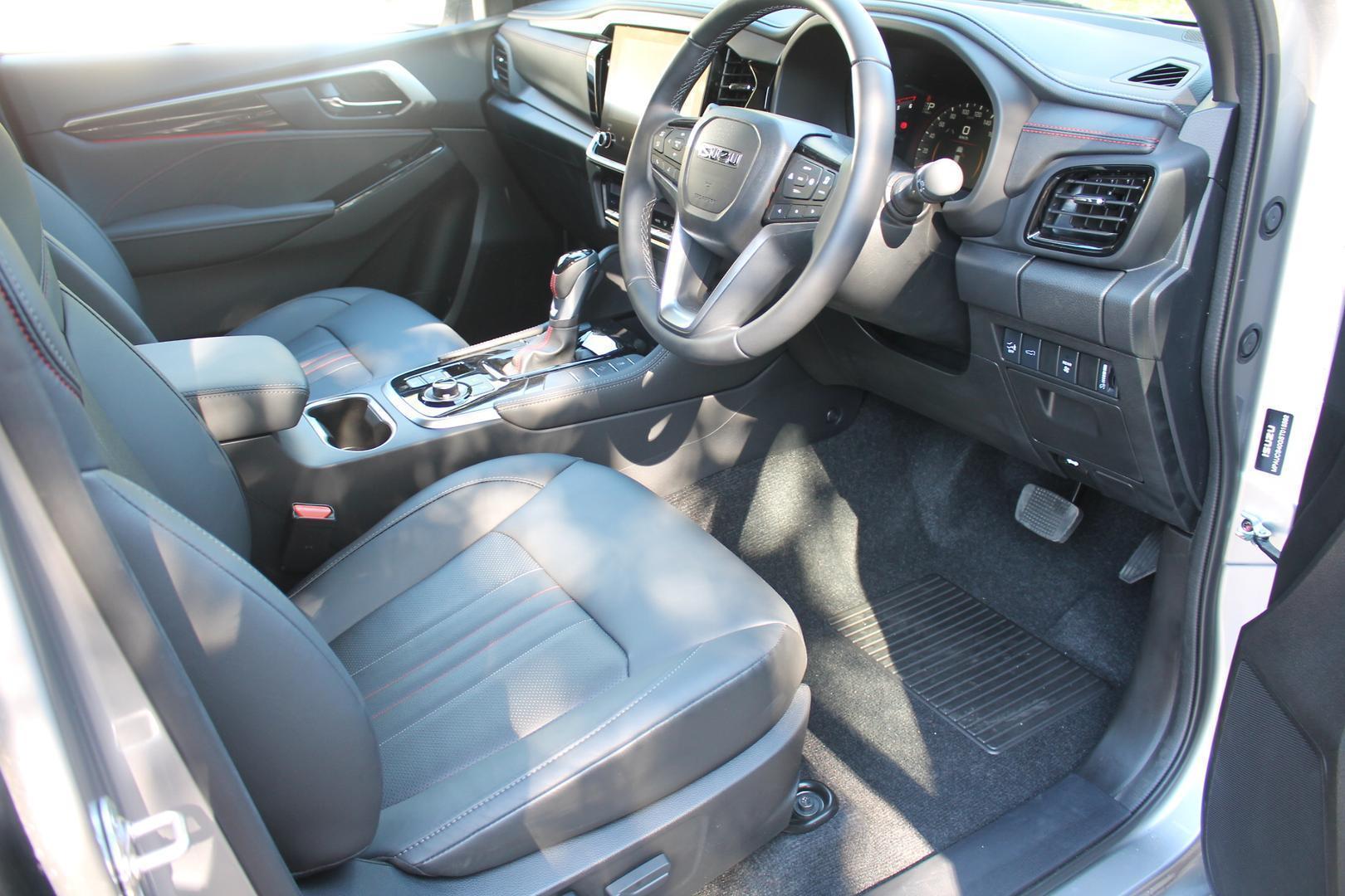 2025 Demo Isuzu MU-X