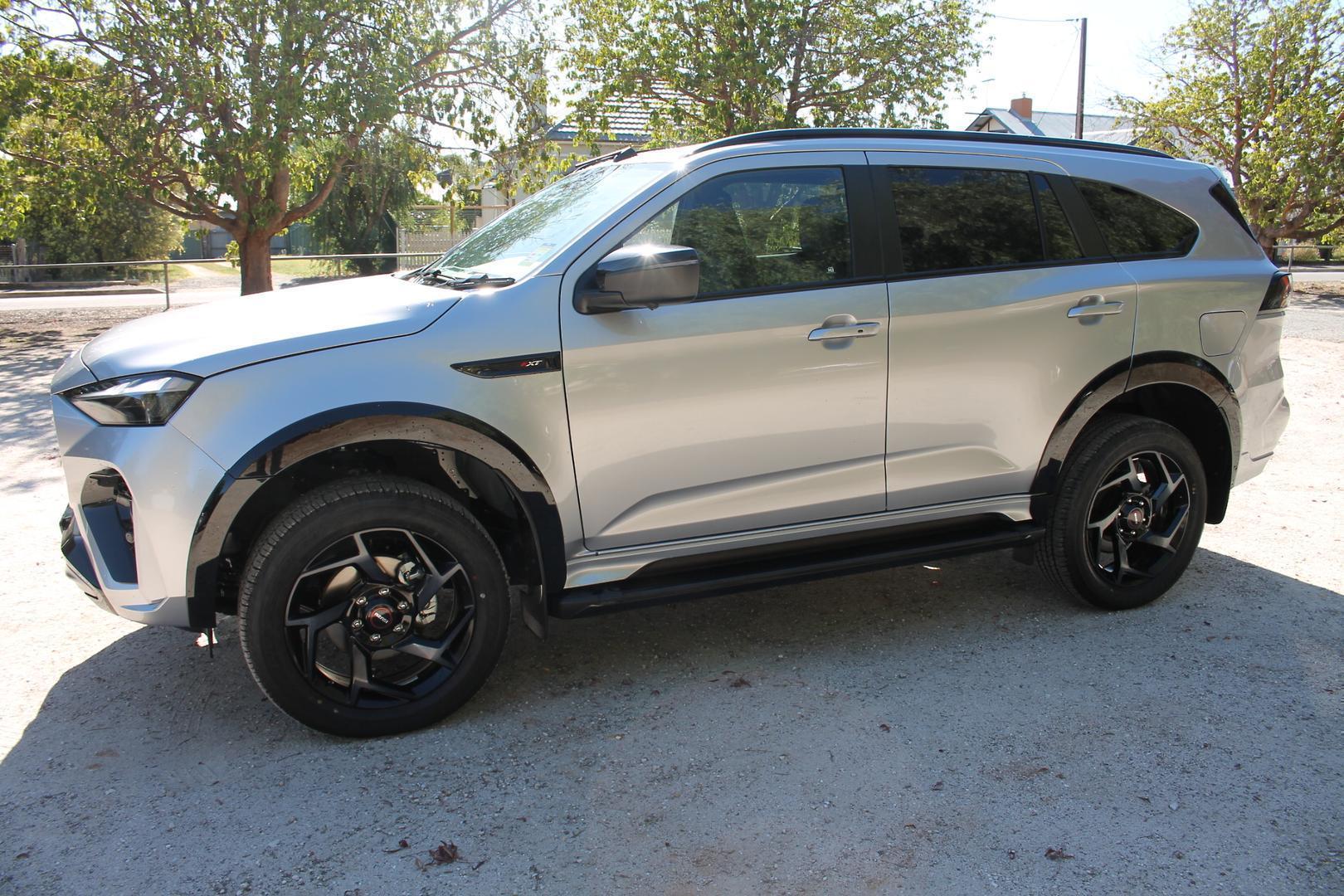 2025 Demo Isuzu MU-X