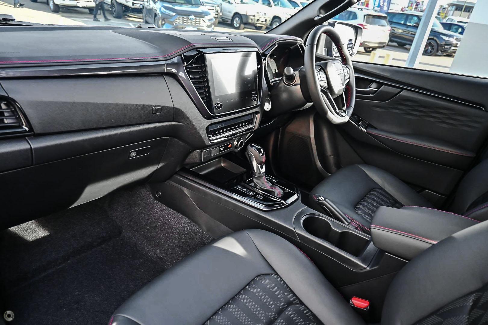 2025 New Isuzu D-MAX
