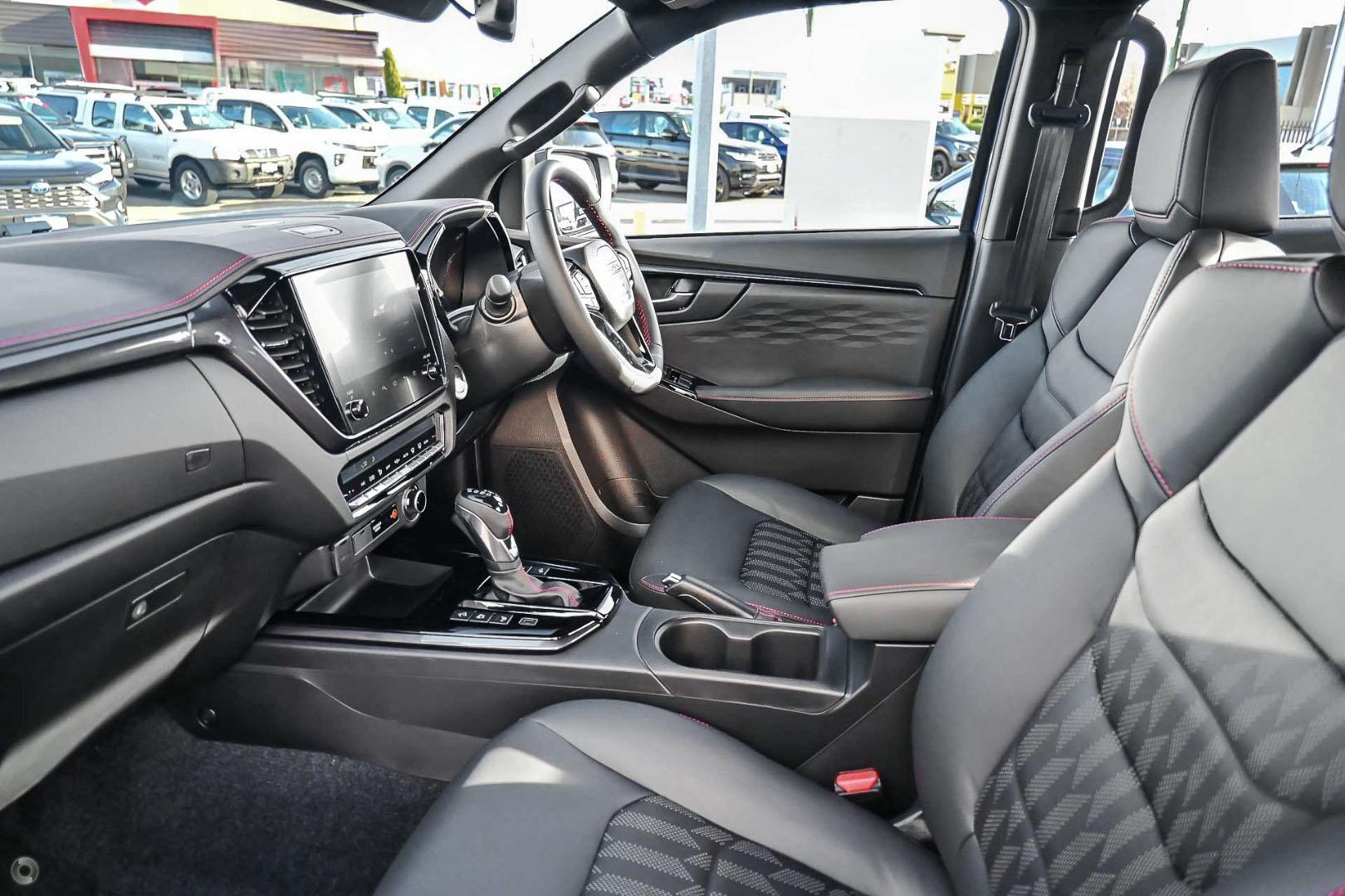2025 New Isuzu D-MAX