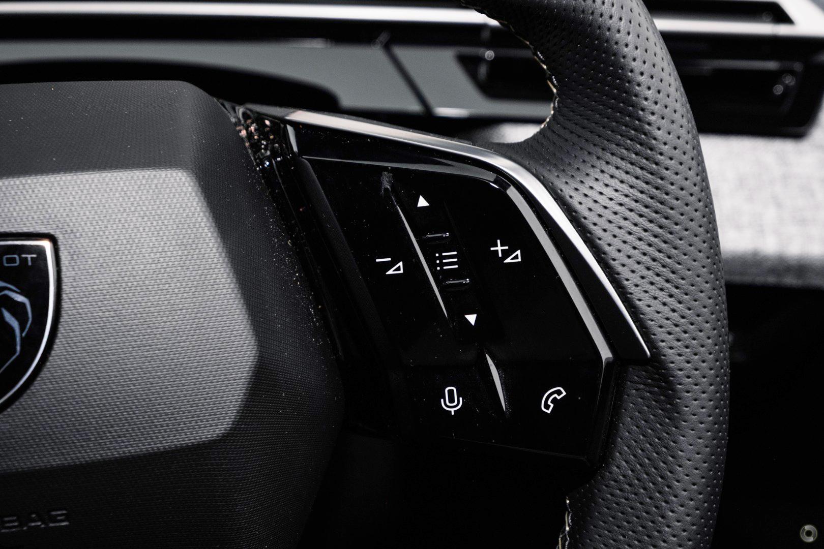 2025 New Peugeot 3008