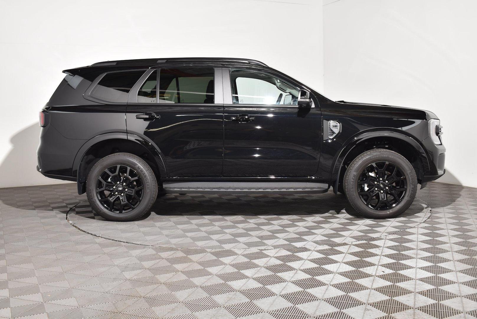 2025 Used Ford Everest