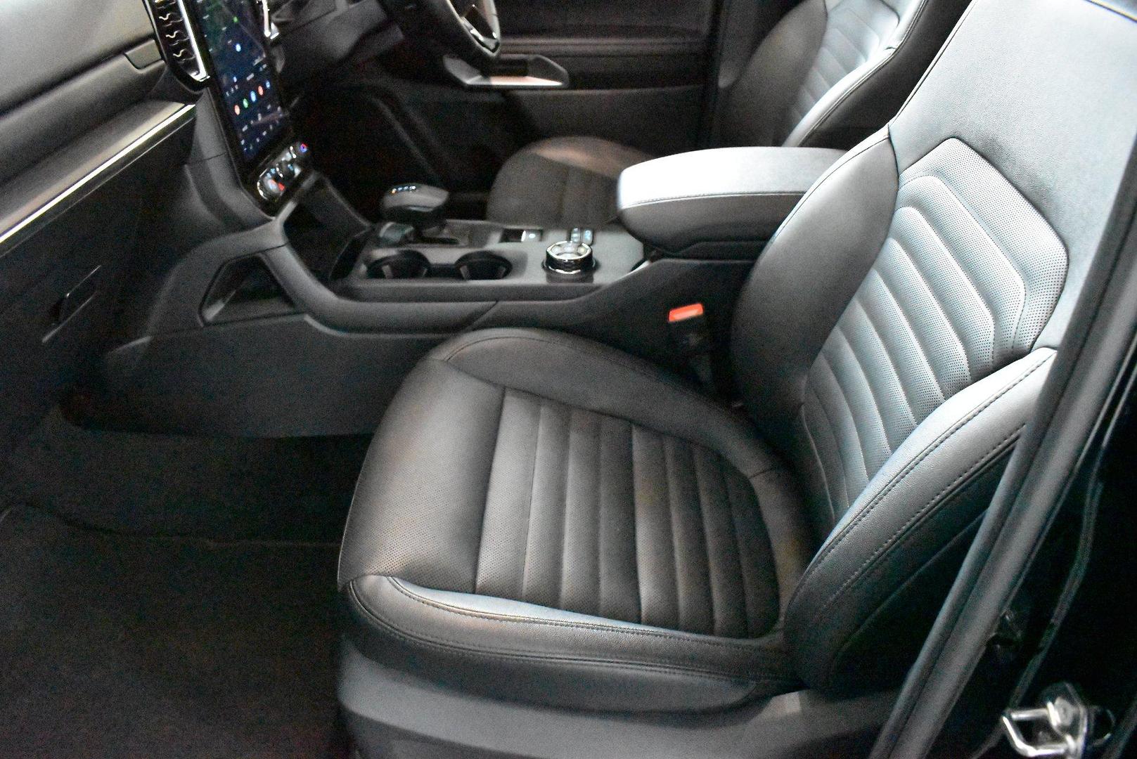 2025 Used Ford Everest