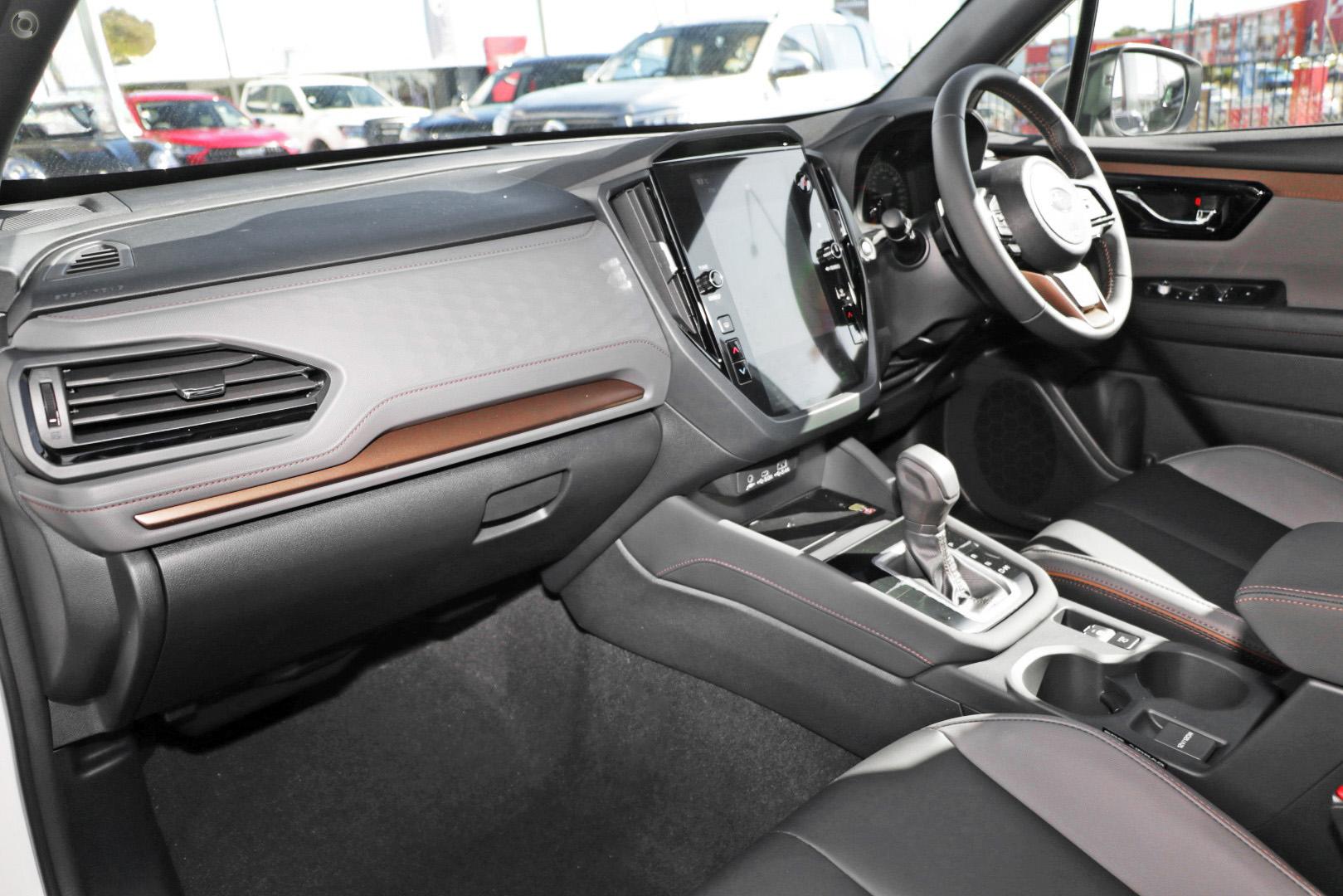 2025 New Subaru Forester