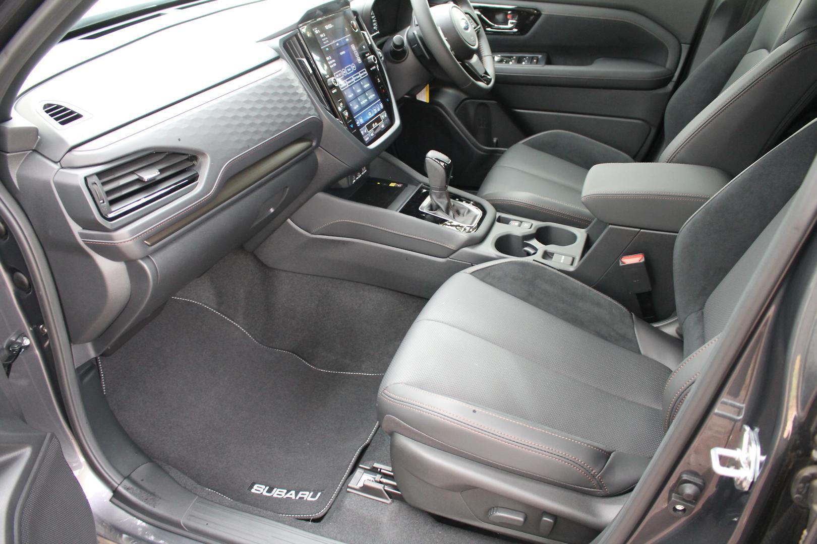 2025 Demo Subaru Forester