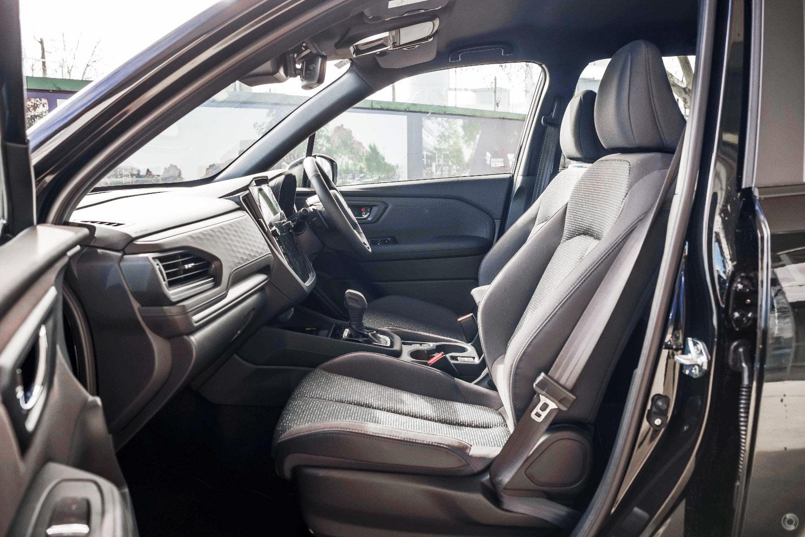 2025 New Subaru Forester