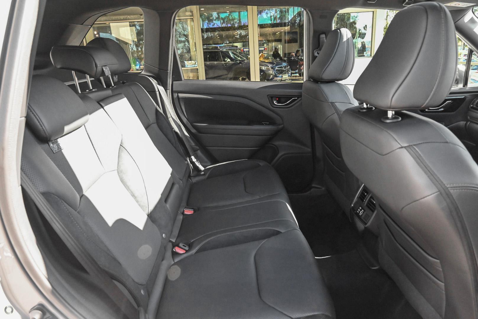 2025 New Subaru Forester
