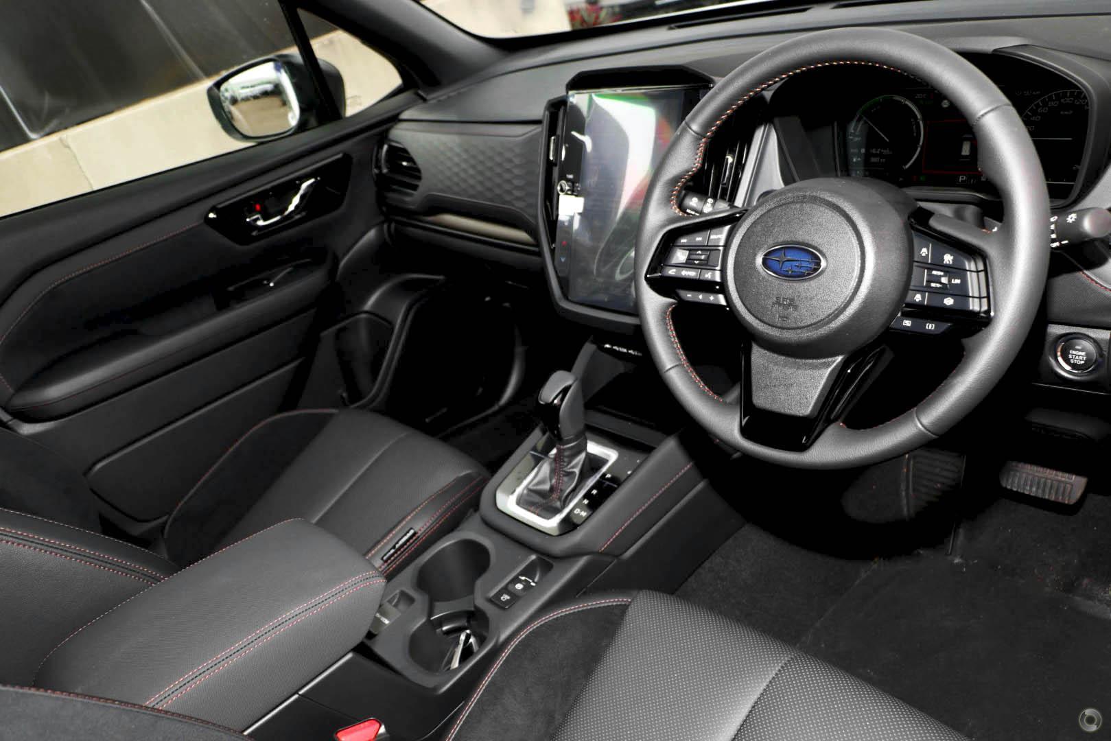 2025 New Subaru Forester