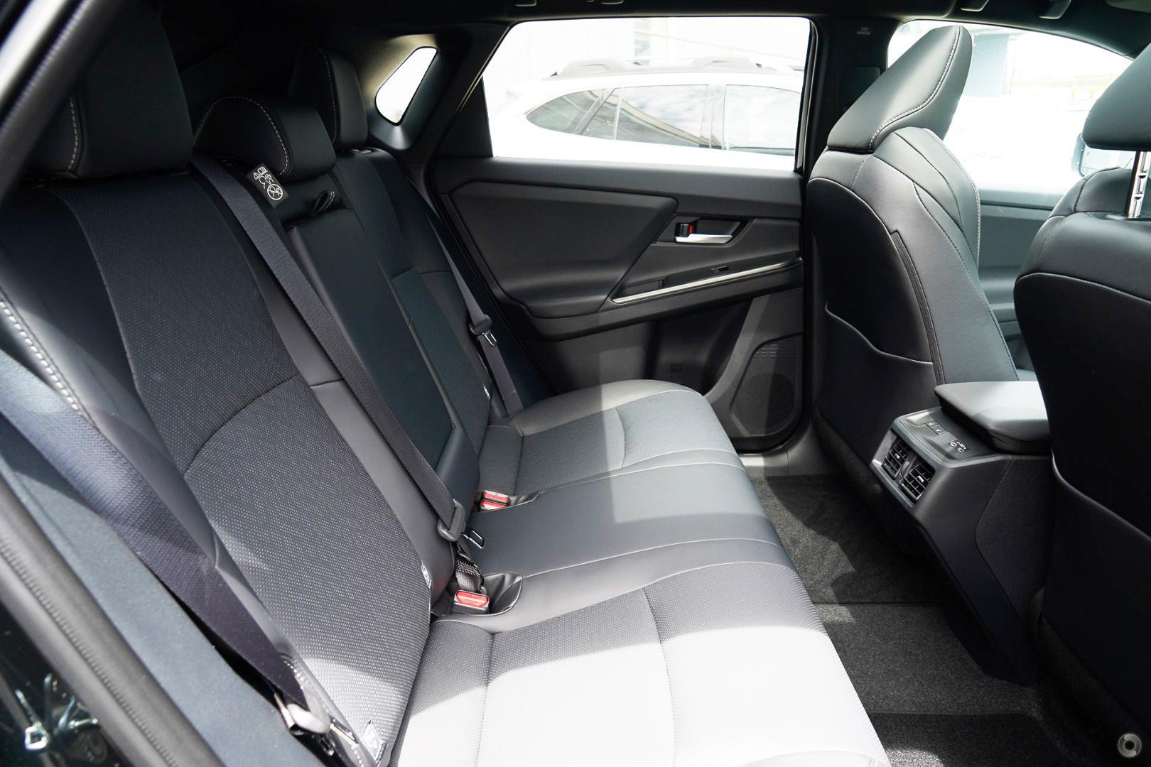 2025 New Subaru Solterra