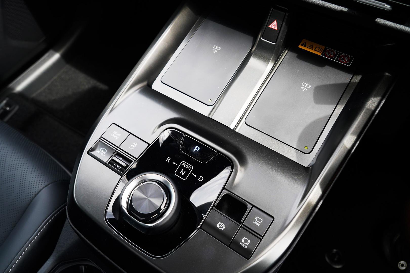 2025 New Subaru Solterra