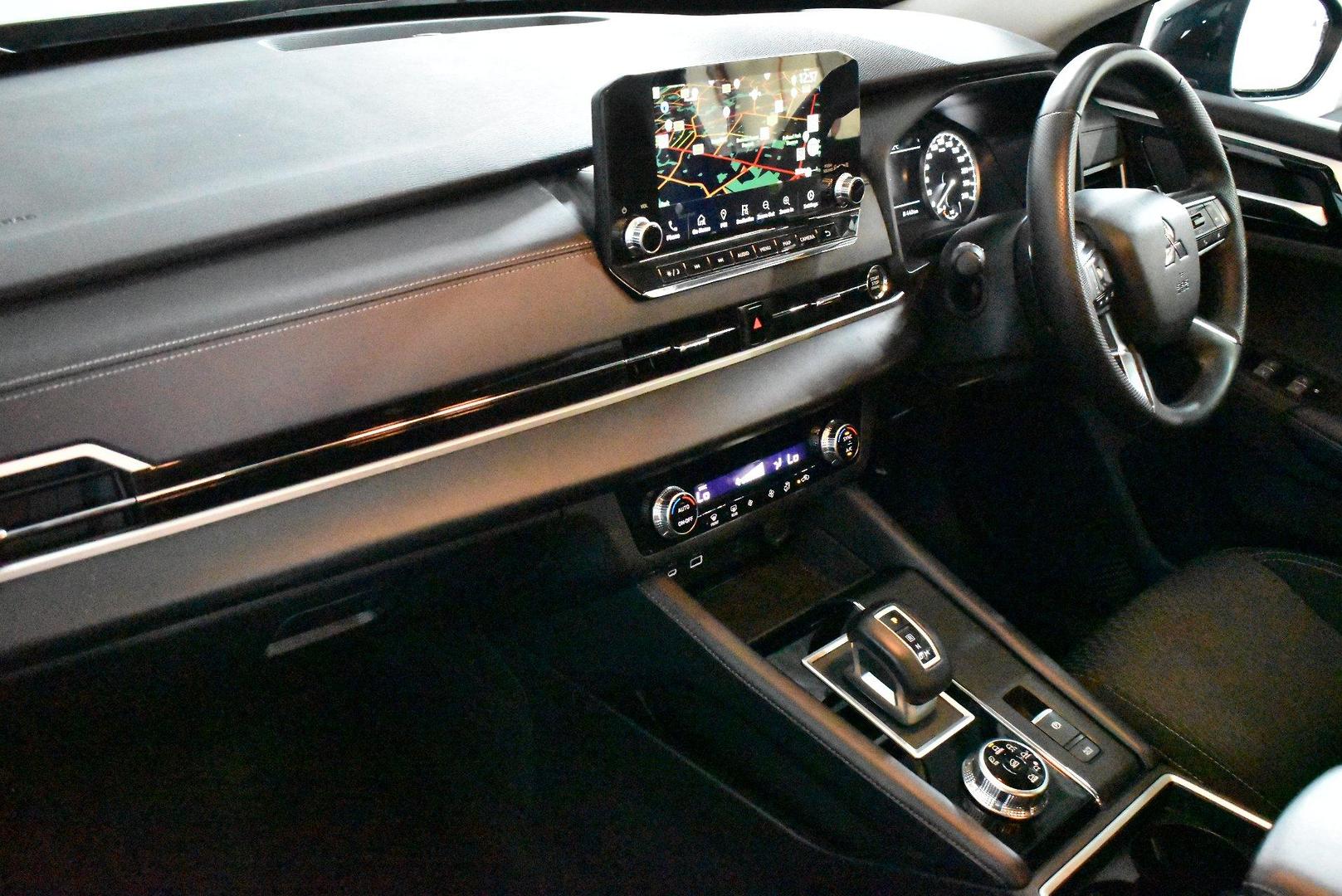 2023 Used Mitsubishi Outlander